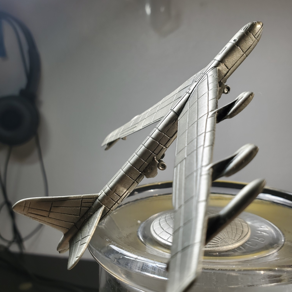 FRANKLIN MINT LTD PEWTER Boeing B-52 Stratofortress The Worlds Greatest Aircraft